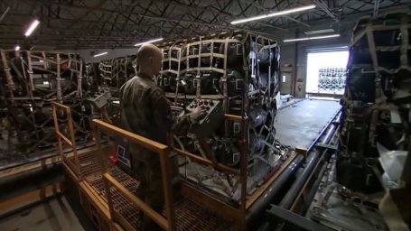 Пентагон выделил 1,2 млрд на пополнение истощенных помощью Киеву арсеналов