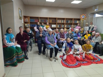 В Мостовском интернате для престарелых и инвалидов не забывают о досуге