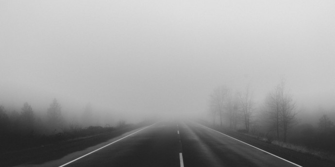 В осенне-зимний период перепады температуры, туманы, осадки и листопад – осложняют дорожные условия В осенне-зимний период перепады температуры, туманы, осадки и листопад – осложняют дорожные условия