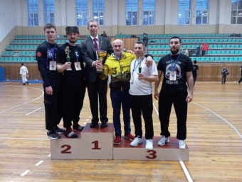 Мостовские  команды завоевали золотые медали в Кубке Майкопа по всестилевому каратэ